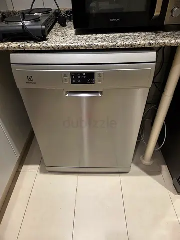 Electrolux Stainless Steel Freestanding Dishwasher - excellent Condition
