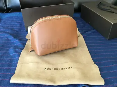 Leatherology Medium Clamshell Makeup Bag