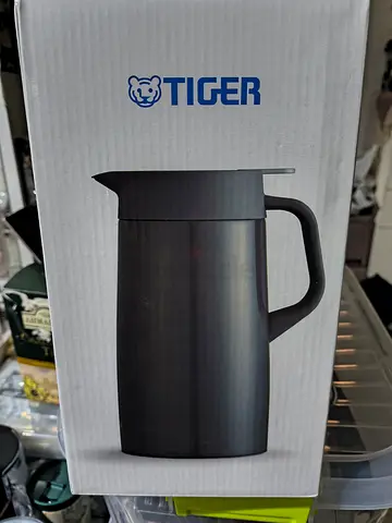 Tiger Thermal Vacuum Pot - 1.5L (New in Box)