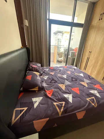 King bed with medical mattress