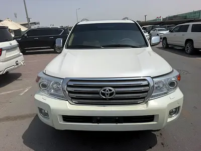 Toyota Land Cruiser GXR 2011 | v8 GCC Specs | Reliable SUV