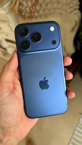 Iphone xr face lifted to iphone 17 pro blue 64 gb