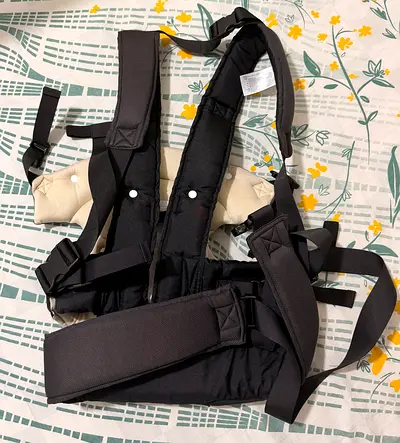 Comfortable Baby Carrier / Front and Back Baby Carrier - Gently Used