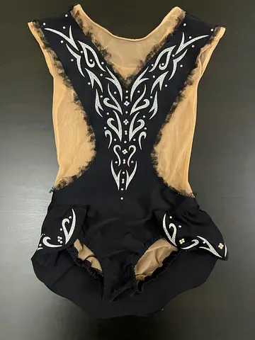 Rhythmic gymnastic leotard 4-5 years Sharjah Al Majaz 3