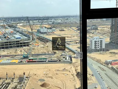 بقسط شهري 5042 درهم + بمساحه 1192 قدم + جيم ومسبح وباركن + تملك حر + بالتقسيط