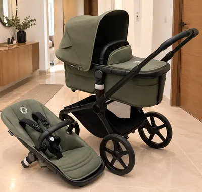 Bugaboo Fox 5 Stroller with Full set, and Transport Bag - mint condition like new