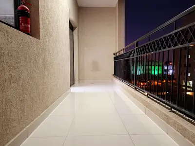 LUXURIOUS 1BHK WITH SPACIOUS HALL AND BALCONY READY TO MOVE ON THE EXIT.