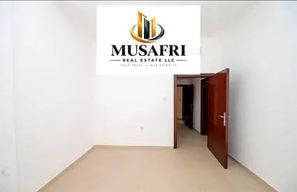 BRIGHT APARTMENT! FAMILY BUILDING! PRIME LOCATION!