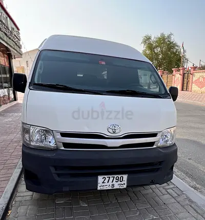 Toyota HiAce High Roof