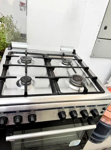 Cooking range