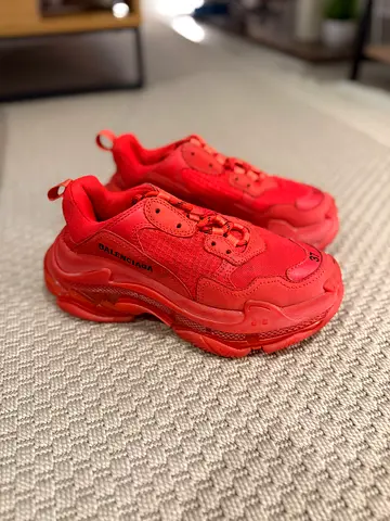 Balenciaga Triple S Size 37