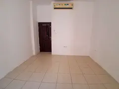 Near To Safari Mall Close Hall 1Bhk With 2 Bathroom For Family