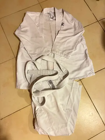 Brand new White Karate outfit - 140cm