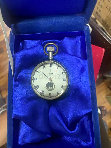 Vintage-style pocket watch
