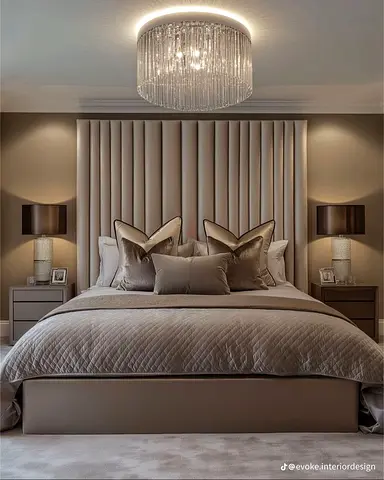 Modern Upholstered Bed Set with Fluted Headboard