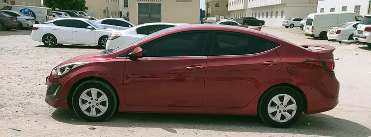 Hyundai Elantra Limited 2016 GCC Specs | Pristine Condition