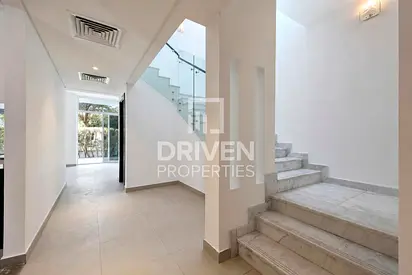 Premium location | Close to Park | Vacant