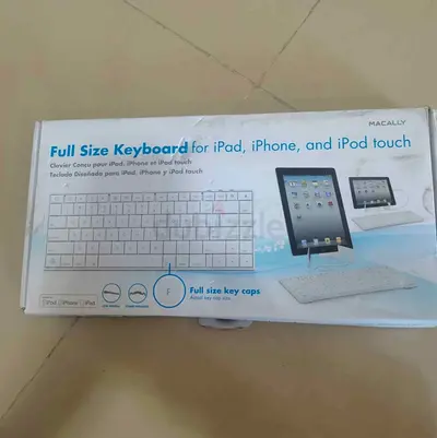 Macally Wired Keyboard For 30-Pin iDevices