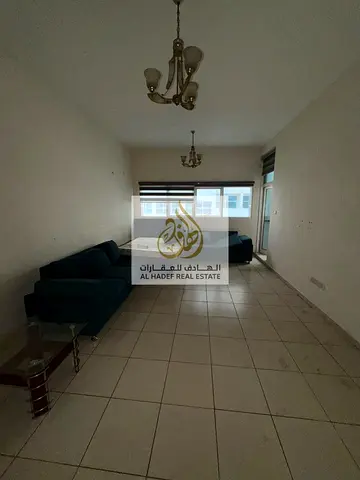 باركينغ مجاني,منطقة لعب اطفال,غرفة غسيل,مساحة واسعة,موقع مميز