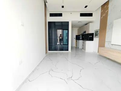 Brand-New Studio with Built-In Wardrobes | Modern Amenities | Ready to Move On Prime Location Conta