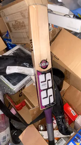 Sareen Sports Cricket Bat SS EW Rock 309 new never used