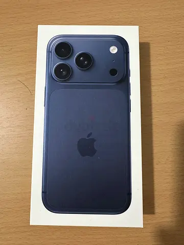 iPhone 17pro with 99% Battery, TDRA, Brought from Apple Store