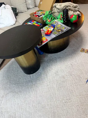 Coffee table set