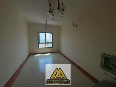 Largest area / Highest quality finishing / Separate kitchen / Central air conditioning / Parking next to the building / Free maintenance / Flexible pa