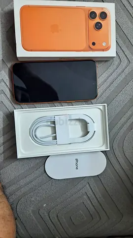 I buy Iphone 17 pro max 256 Gb from Dubai Mall Apple, I need to sale urgent Orange Color