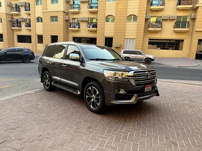 Pristine 2013 Toyota Land Cruiser GXR | GCC Specs | Well Maintained