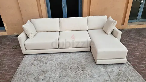 Stylish Modren design Crate&Barrel L Shape Sofa Beige