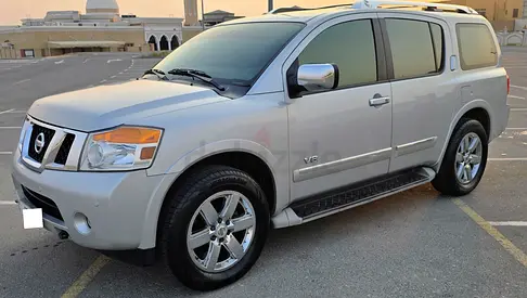 2014 Nissan Armada LE GCC Specs