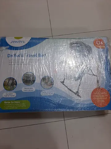 Portable Travel Bassinet / Baby Bed (New, boxed)