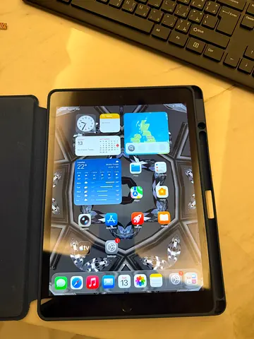 iPad 9th Generation 256GB 10.2” screen