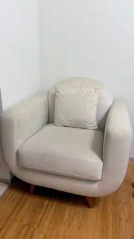 Beige Fabric Armchair with Wooden Legs - Good Condition
