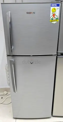 Geepas small 2 door fridge for sell 💯 good working