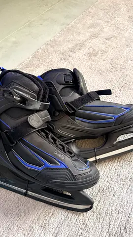 Oxelo Ice Skates