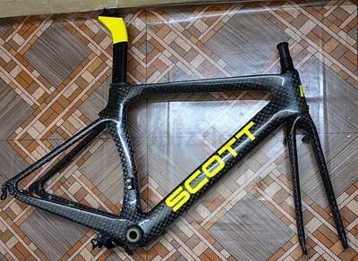 Lightweight 3K Full Carbon Aero Road Bike Frame Set (ISP / Integrated Seatpost)