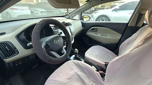 2014 KIA RIO 照片 6