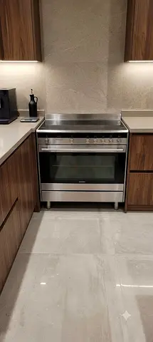 Siemens iQ700 Electric Ceramic Cooker – 90x60cm | Premium Kitchen Appliance