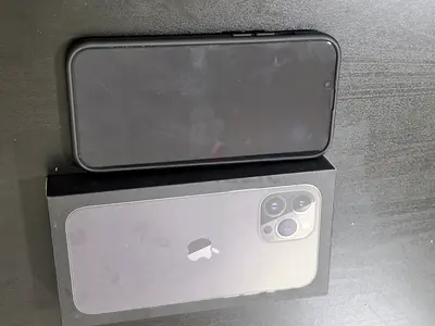 iPhone 13 Pro Max with box - Good condition