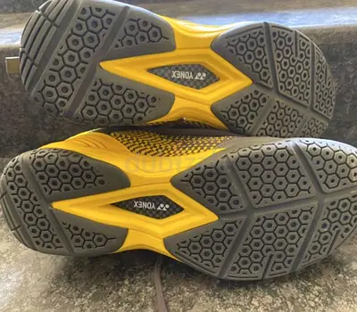 Men V100I Non-Marking Lace-Ups Badminton Shoes