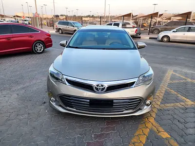 Toyota Avalon Limited 2014 | GCC Specs | Well Maintained