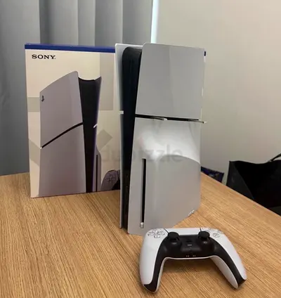 Sony PS5 Slim 1Tb Disc Edition UAE Version With 1 Controller and Box