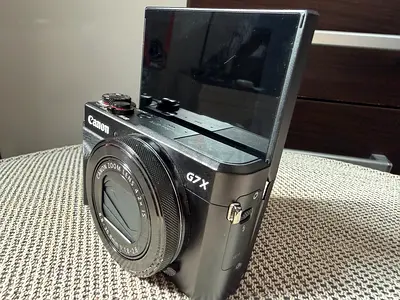 Canon G7X Mark II compact camera