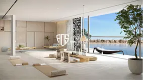 Beachfront 6BR Villa | Frond F | Sea & Marina Views