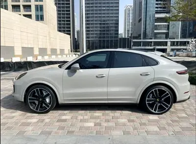 صورة 2 لـ 2020 Porsche CAYENNE