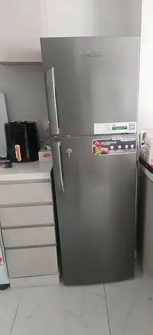 Super Garnal Fridge freezer