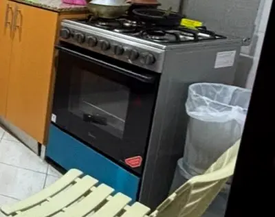 Four Burner Cooker