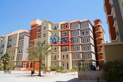 Large 2 Bedroom | Discovery Gardens | 10th October
